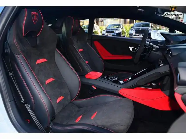 rented lambo-front-seats-view